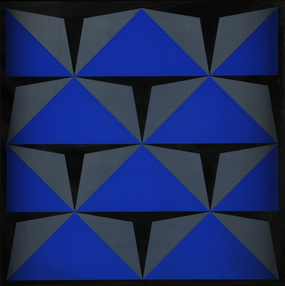 Spiegelobjekt mit blau