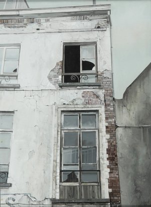 Petite Façade