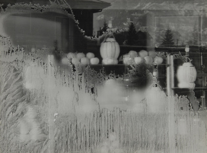 2 photographs: Riflessi in una vetrina a Lucerna, 1952; La vetrina