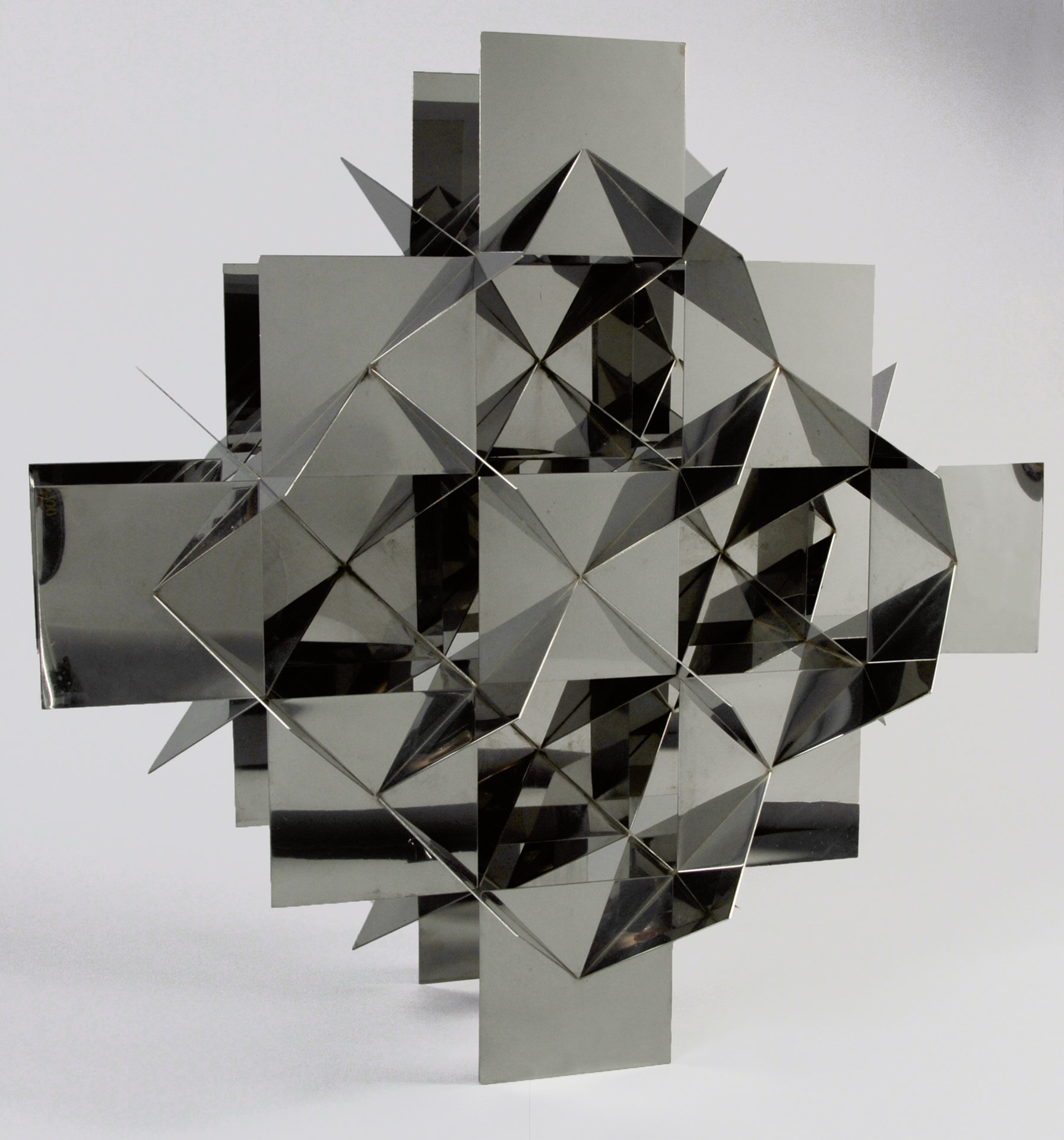 Francisco Sobrino, Structure