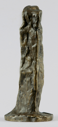 Kleine stehende Figur