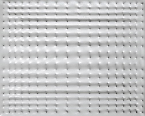 Enrico Castellani, Superficie bianca no. 29, 1965