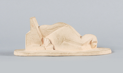 Femme couchée à l'éventail