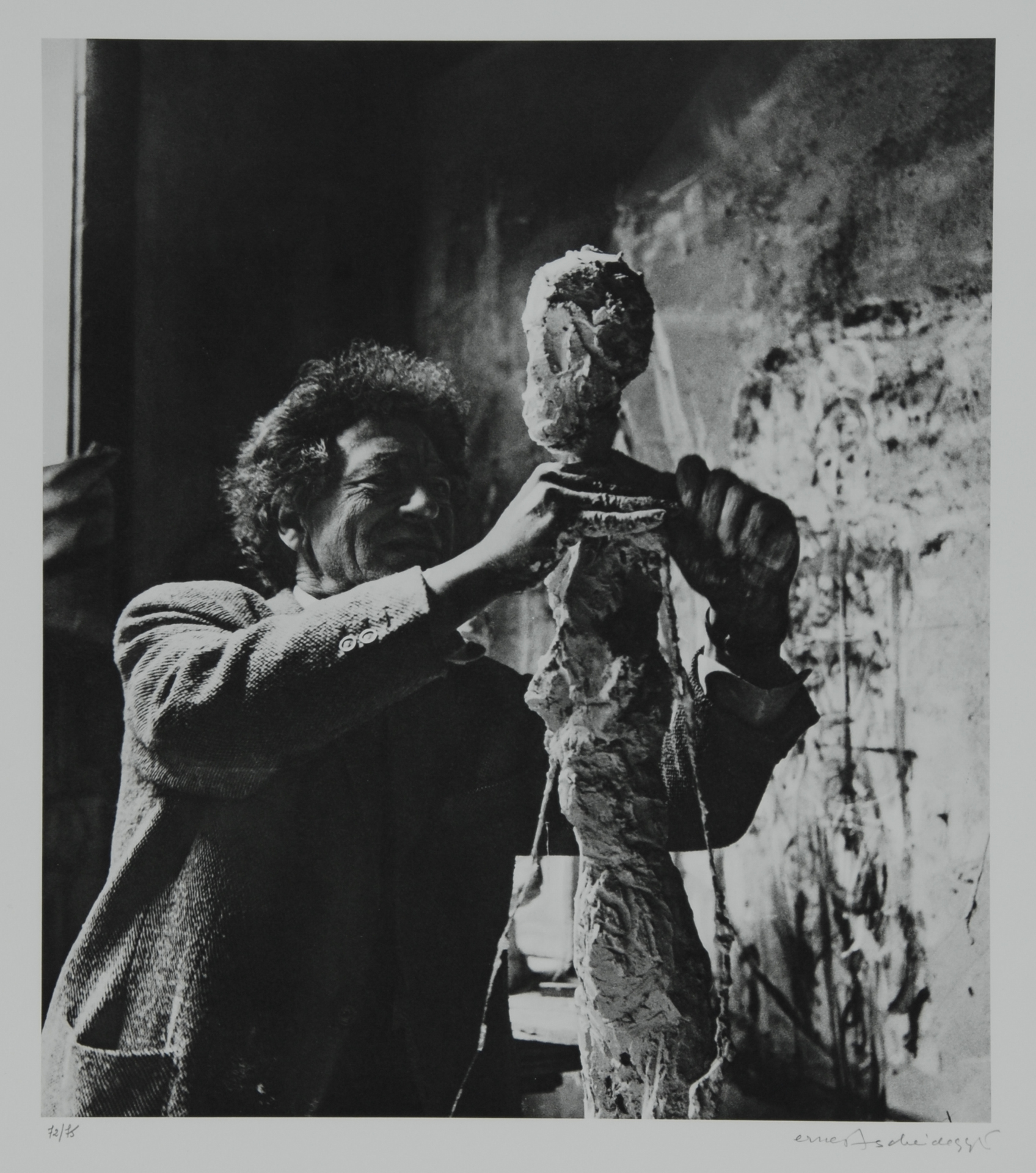 Ernst Scheidegger, 2 sheets: Giacometti arbeitet an einem Gips; Giacometti beim Malen in seinem Pariser Atelier