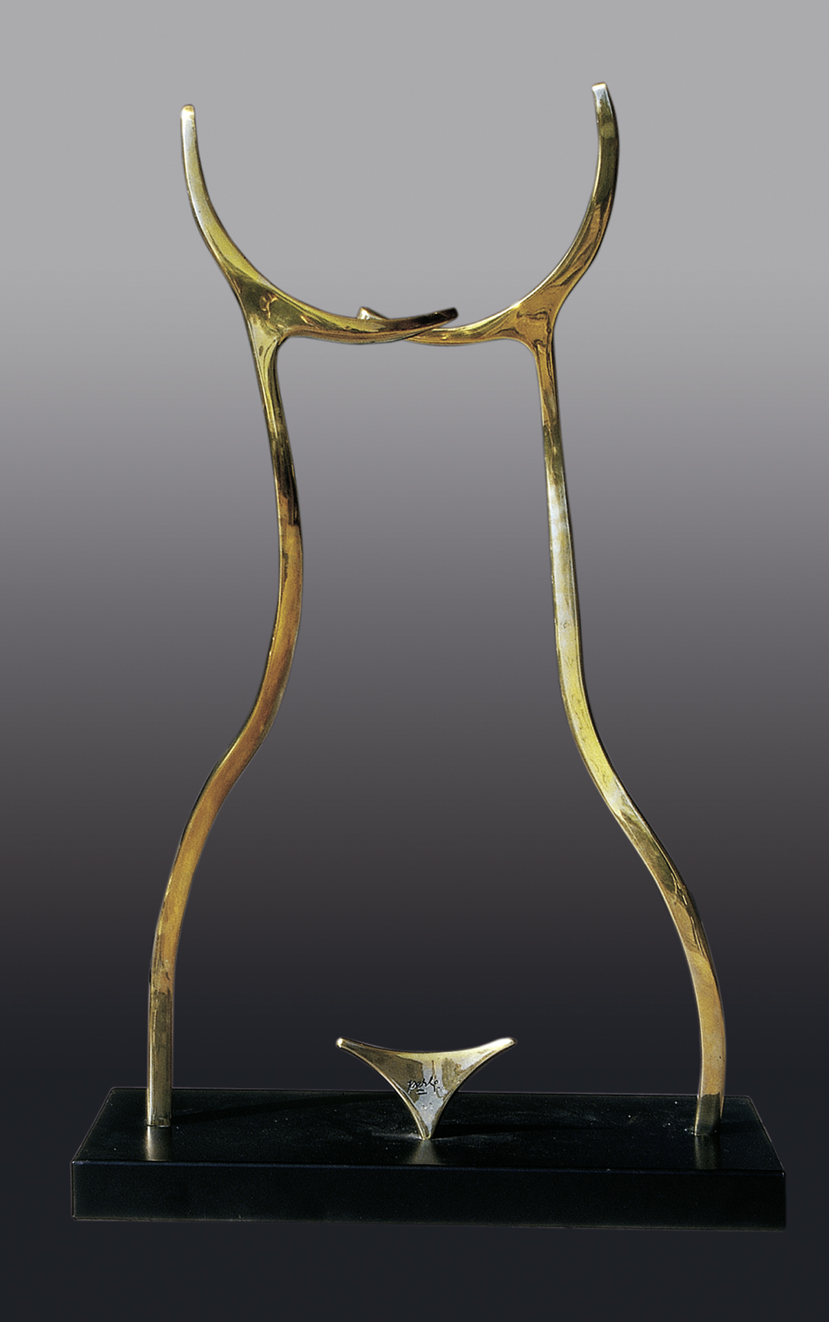 Perli Pelzig, Female Torso