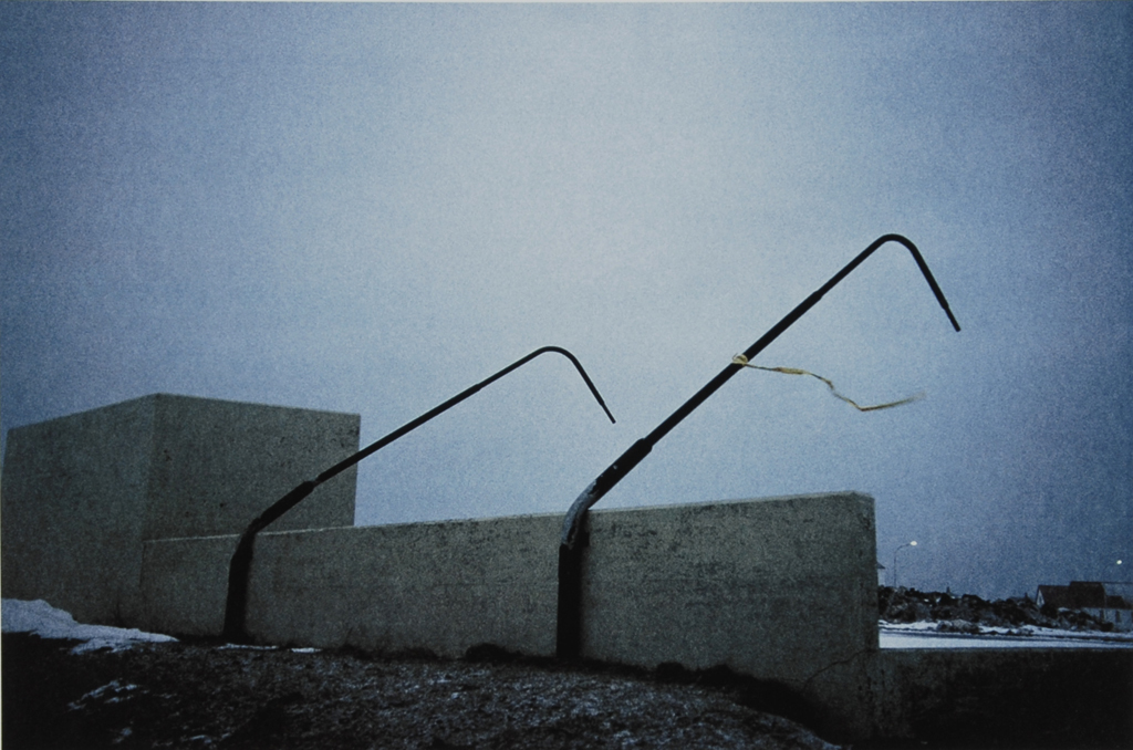 Roman Signer, Ortschaft Flateyri im Nord-Westen von Island