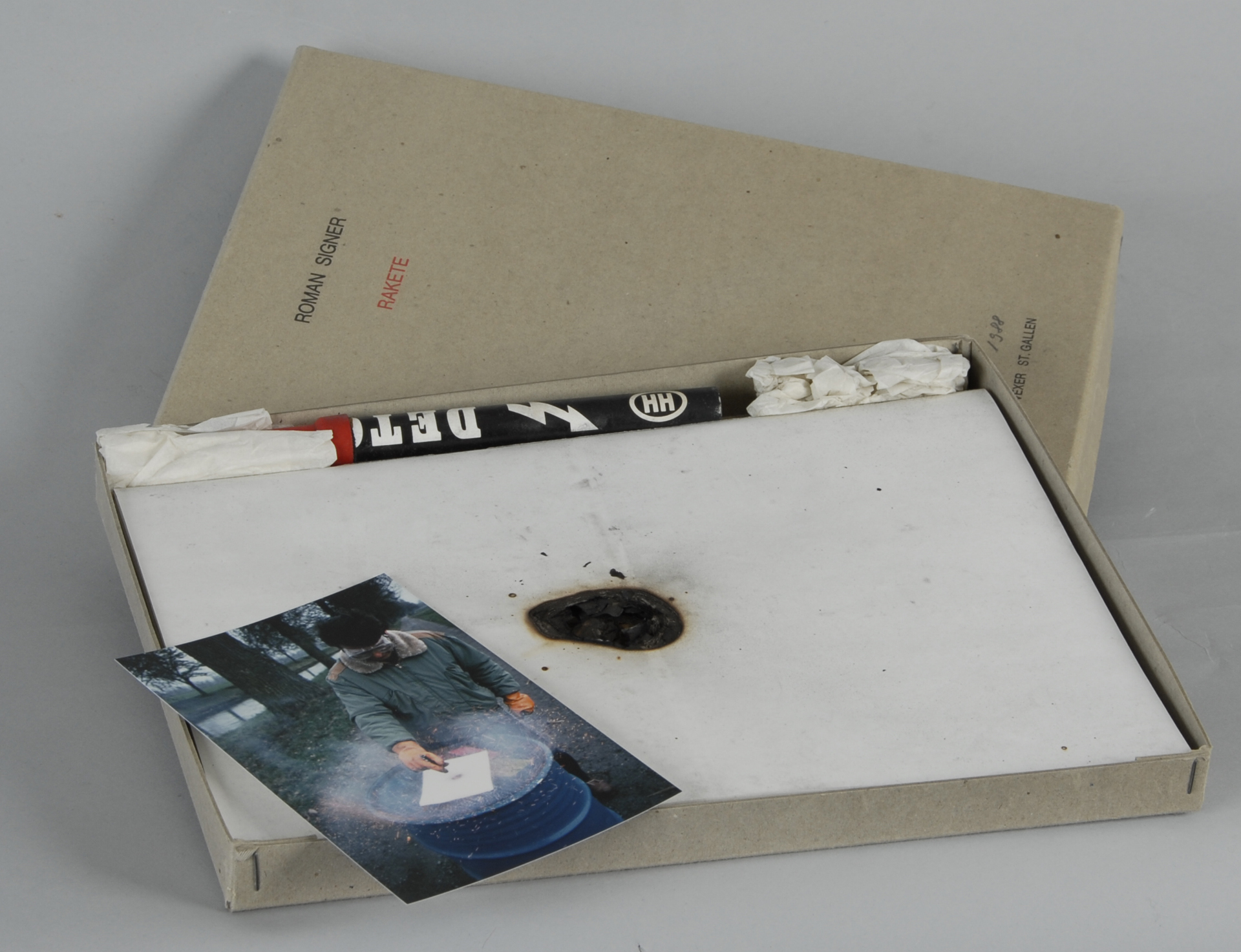 Roman Signer, Rocket