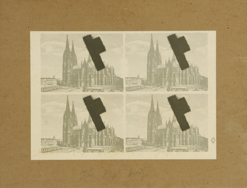 Joseph Beuys, Halbiertes Filzkreuz über Köln