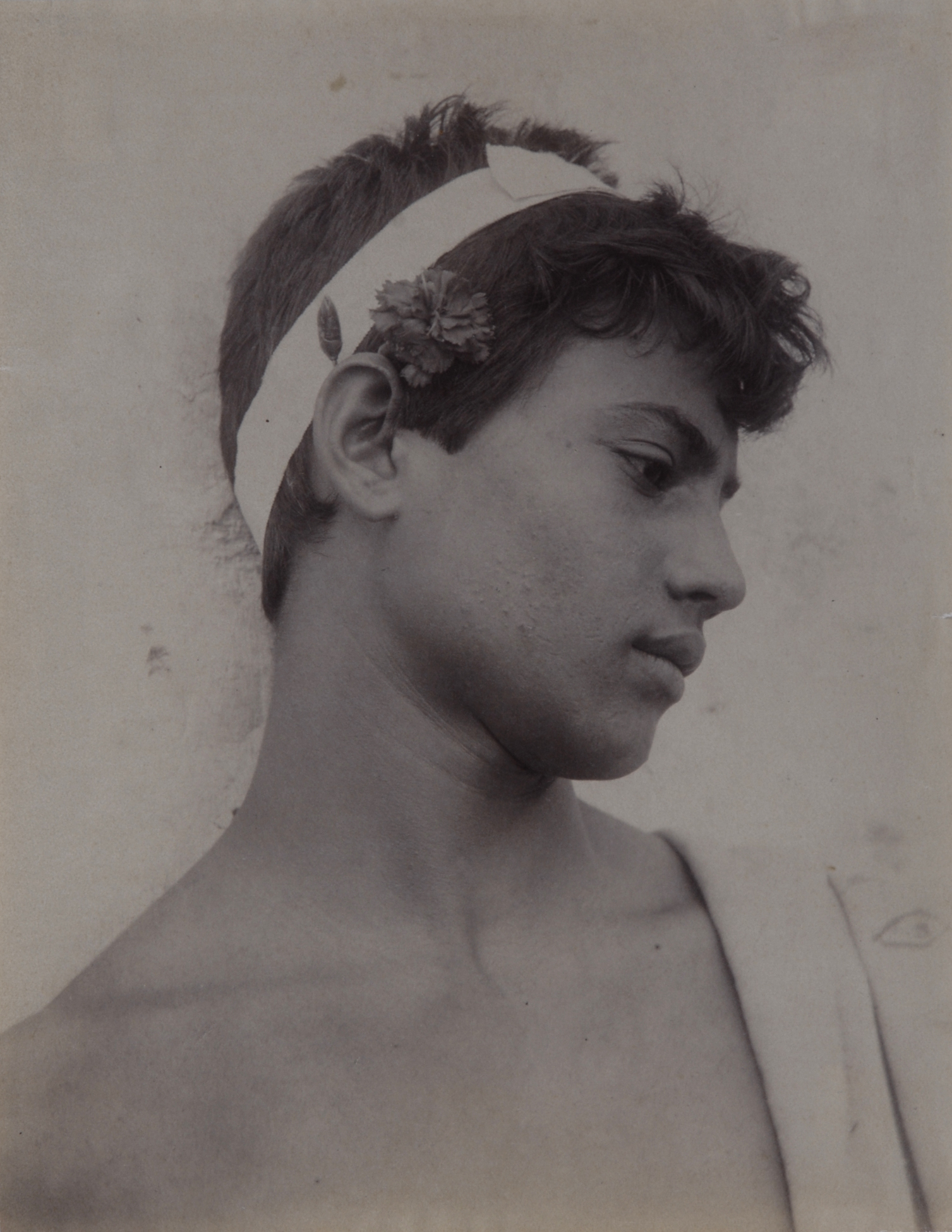 Wilhelm von Gloeden, Porträt eines sizilianischen Jünglings