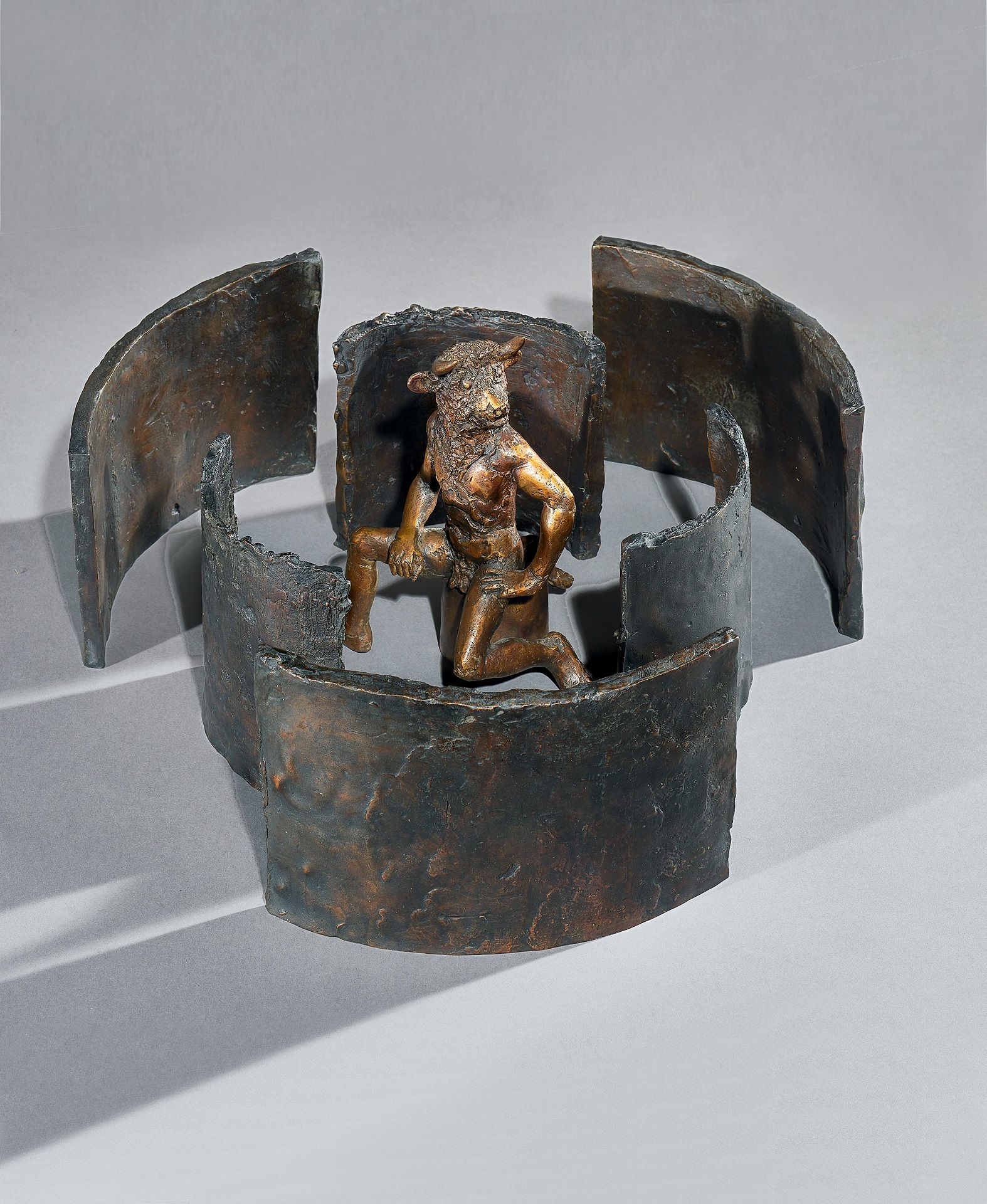 Hans Erni, Minotaurus im Labyrinth