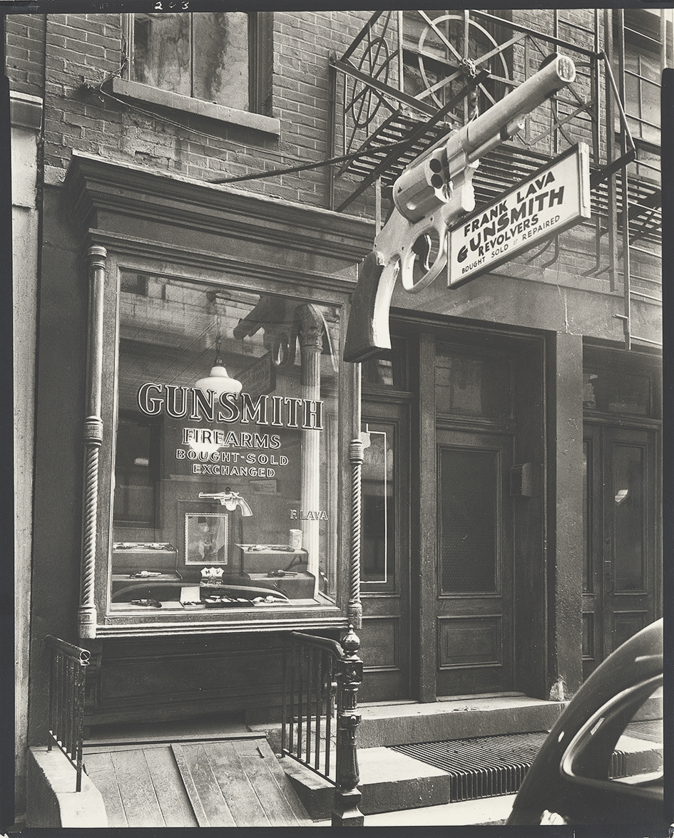 Berenice Abbott, Gunsmith - 6 Central Market Place, Manhattan