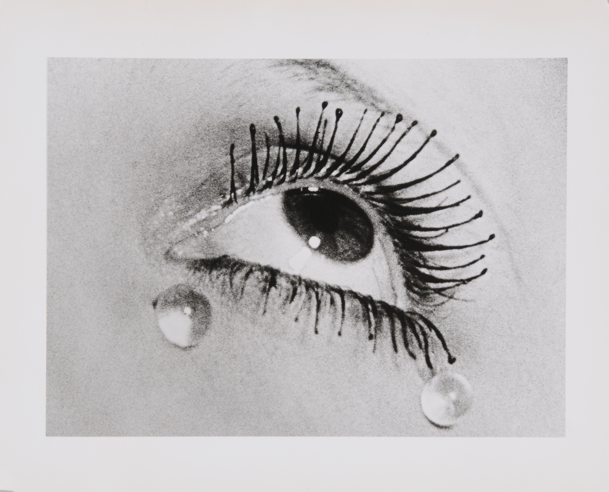 Man Ray, 6 Original-Fotografien: Larmes, 1930; Retour à la raison, 1923; Juillet, 1924; Érotique voilée, 1933; L'oeuf et le coquillage, 1931; Échiquier surréaliste, 1934