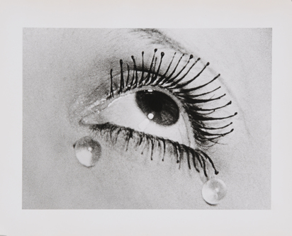 6 Original-Fotografien: Larmes, 1930; Retour à la raison, 1923; Juillet, 1924; Érotique voilée, 1933; L'oeuf et le coquillage, 1931; Échiquier surréaliste, 1934