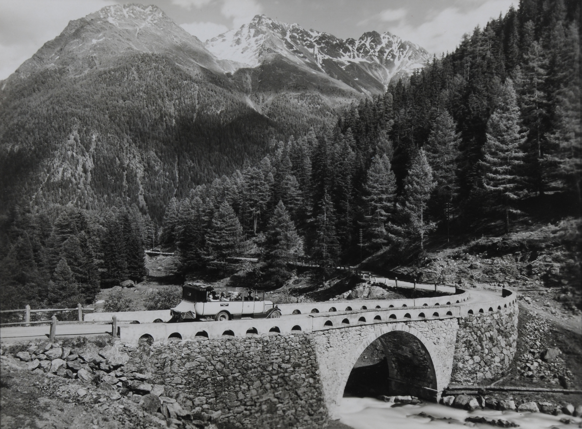 Albert Steiner, Flüelaroute: Süs im Unterengadin, Davos Partie oberhalb Süs, Piz Arpiglia