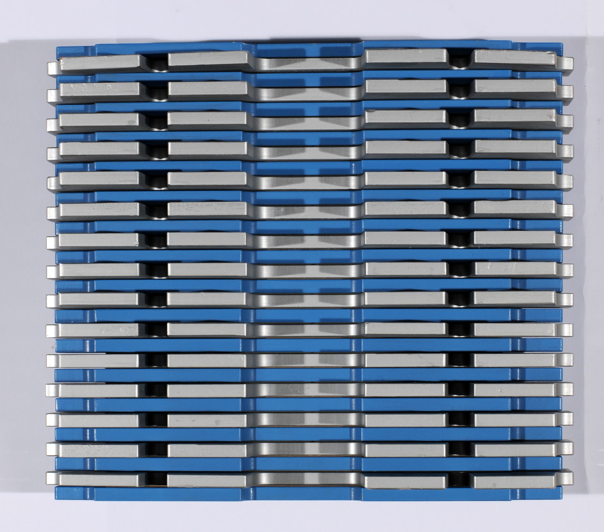 Utz Kampmann, Farbobjekt 66/26-A, Radiator C 9