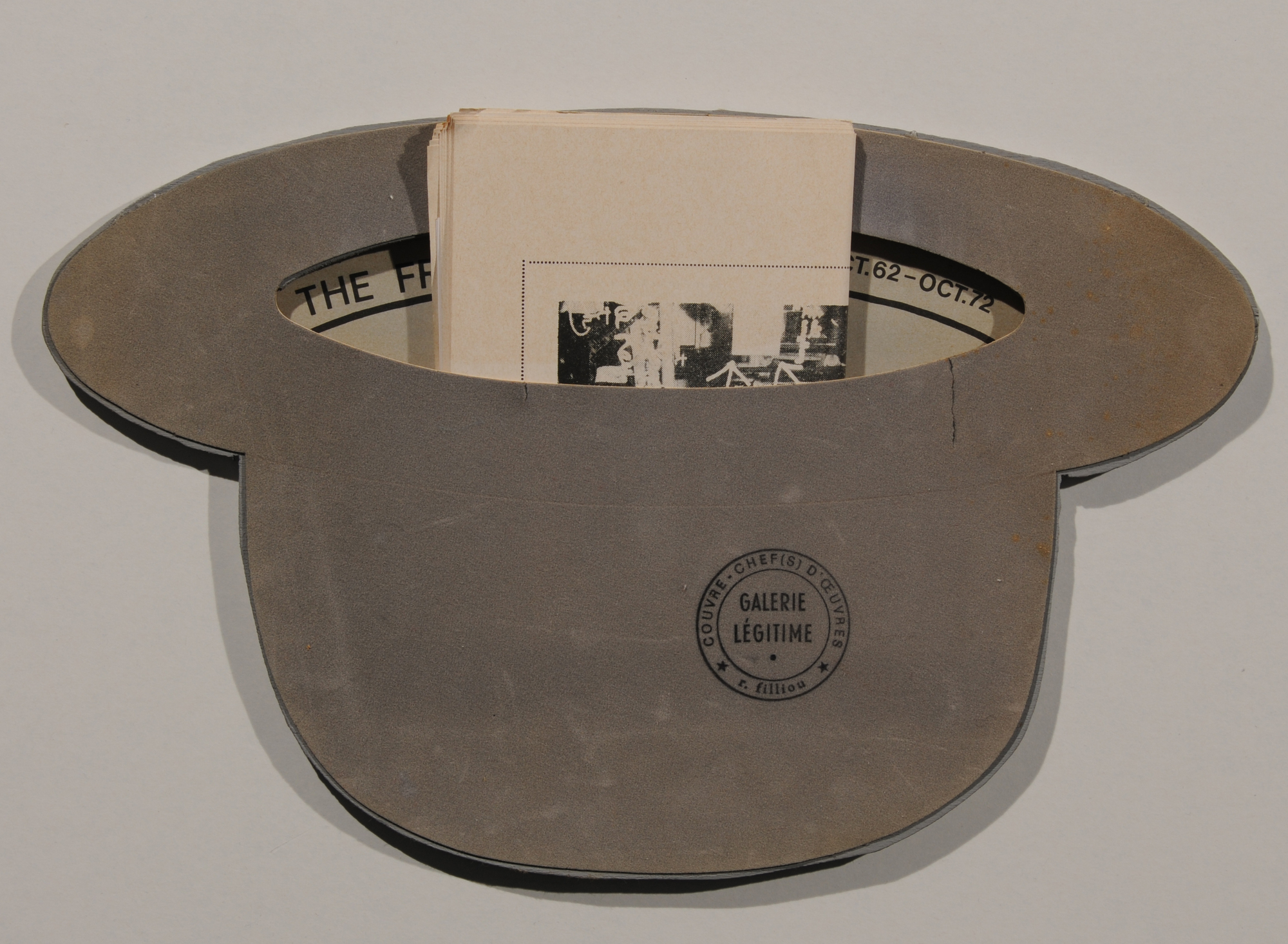 Robert Filliou, The Frozen Exhibition (Hat Object)