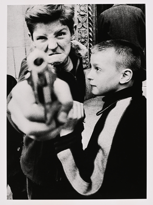Gun