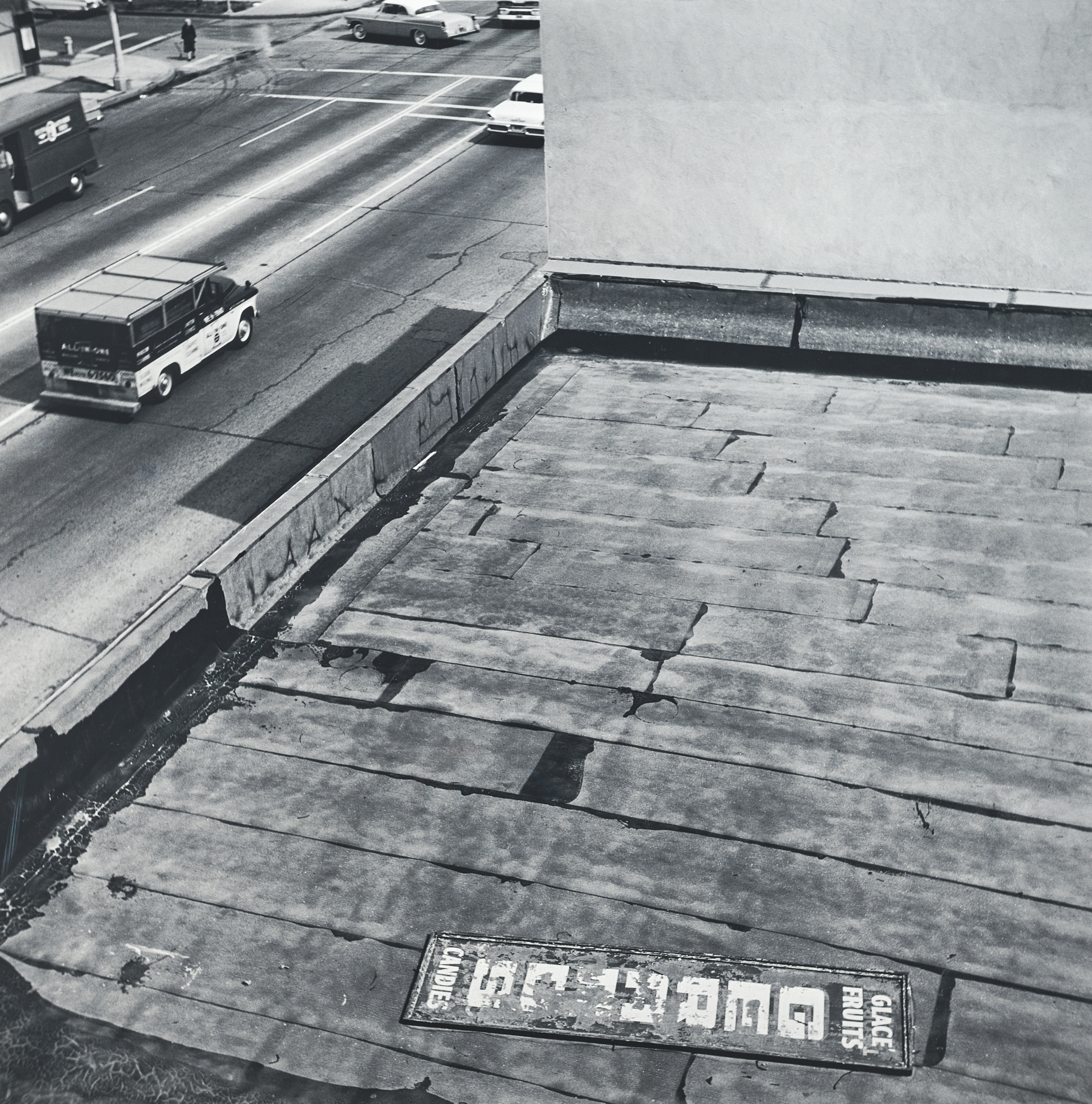 Ed Ruscha, Rooftop View #2 aus der Serie "Rooftops (Rooftop)"