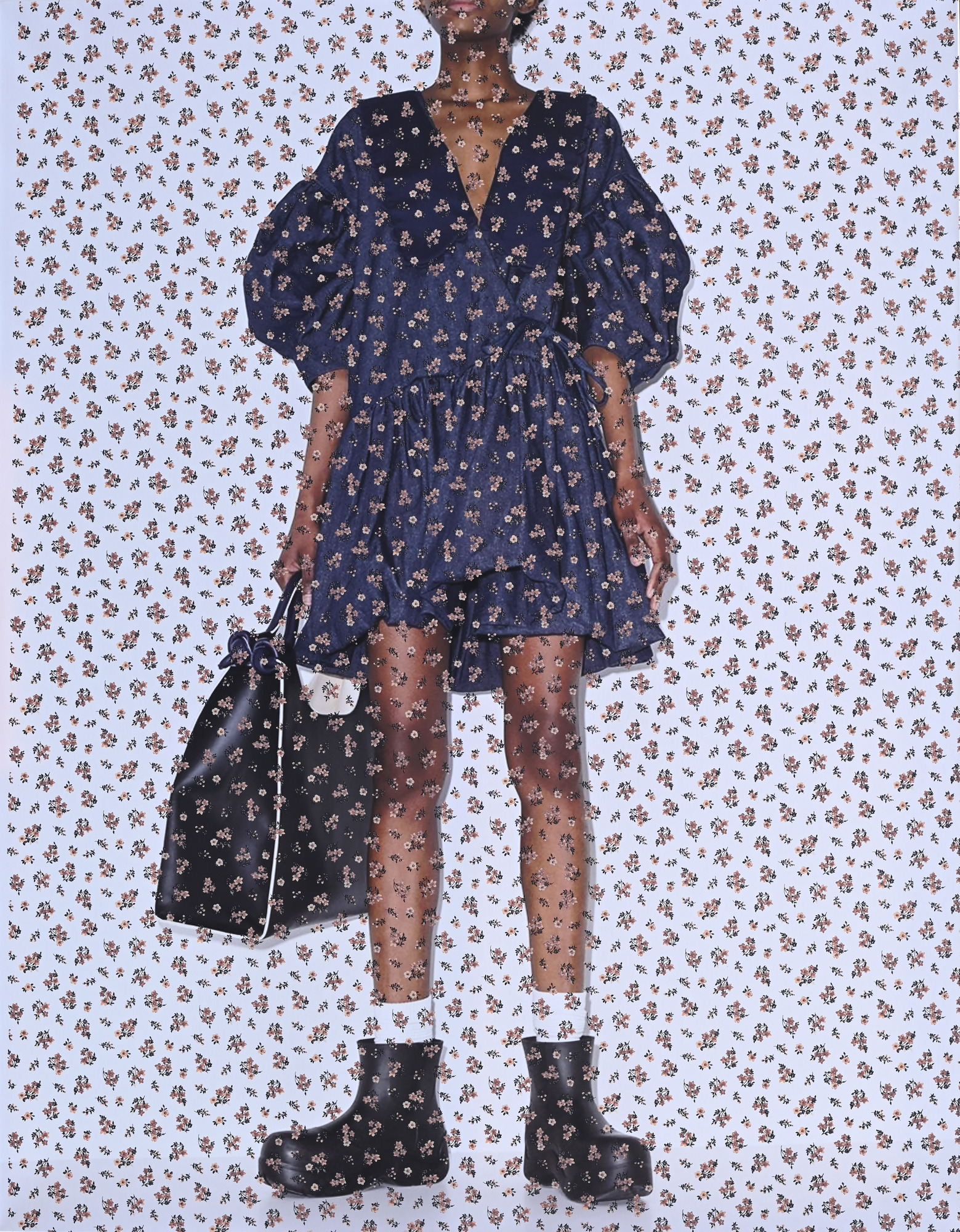 Tobias Kaspar, Mille Fleurs (Woman with Bag)