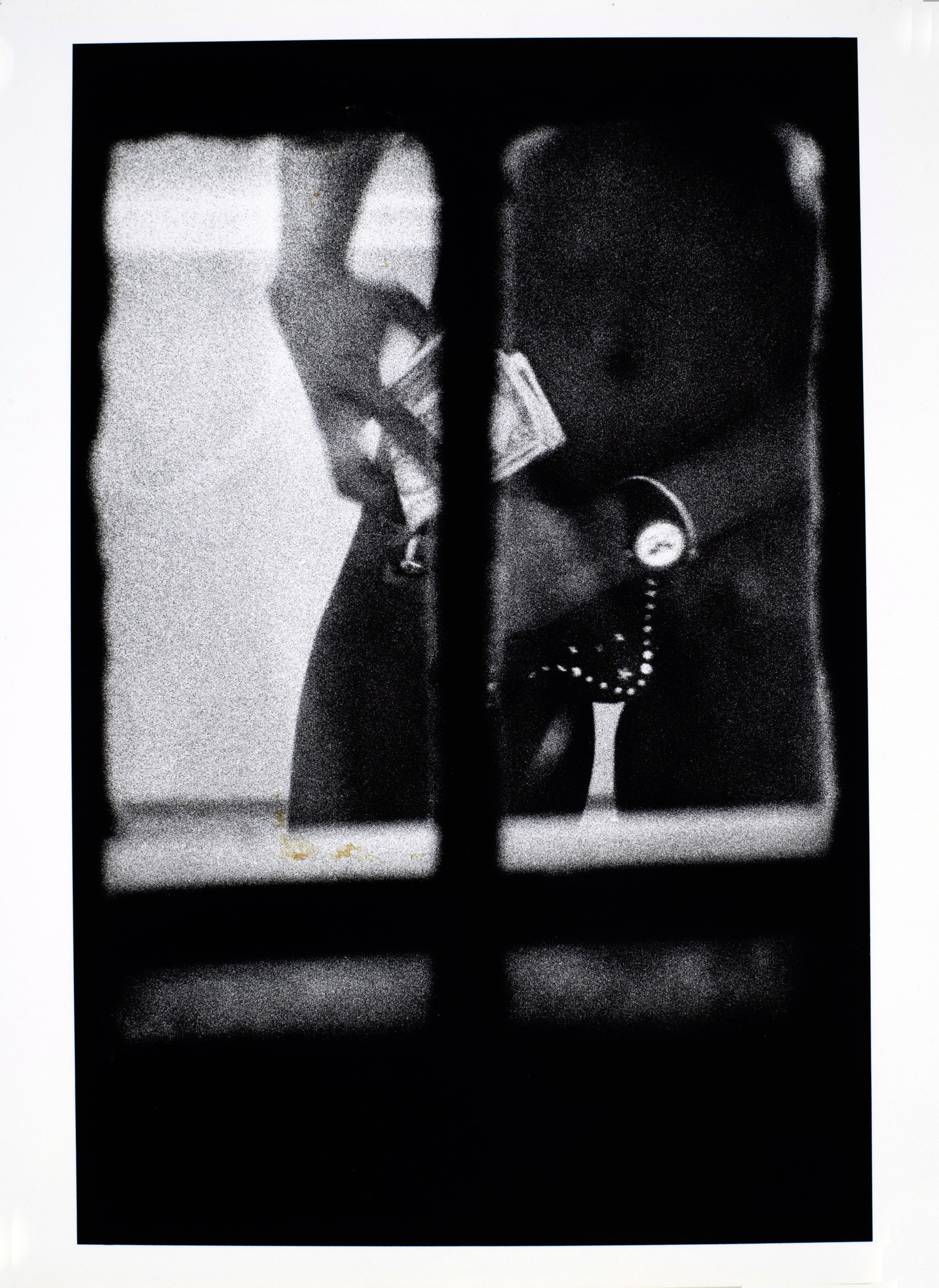 Merry Alpern, 4 Fotografien aus der Serie "Dirty Windows"