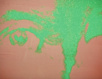 2 Fotografien: Looking Back, 2002; Discernible Difference, 2010