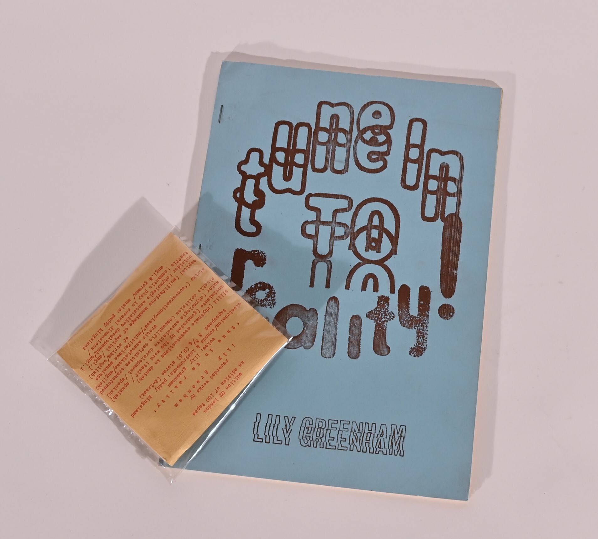 Lily Greenham, Gedichtband und Musiktape: Tune into Reality