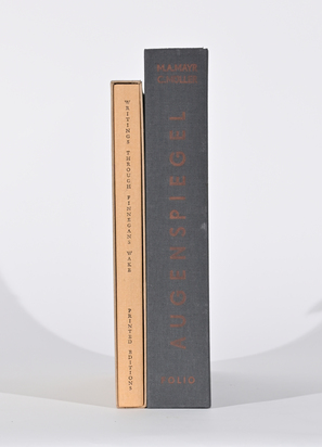 2 Werke. Portfolio: "Augenspiegel" von Manfred A. Mayr und Carmen Müller, 1995; Buch: "Writing Through Finnegans Wake" von John Cage