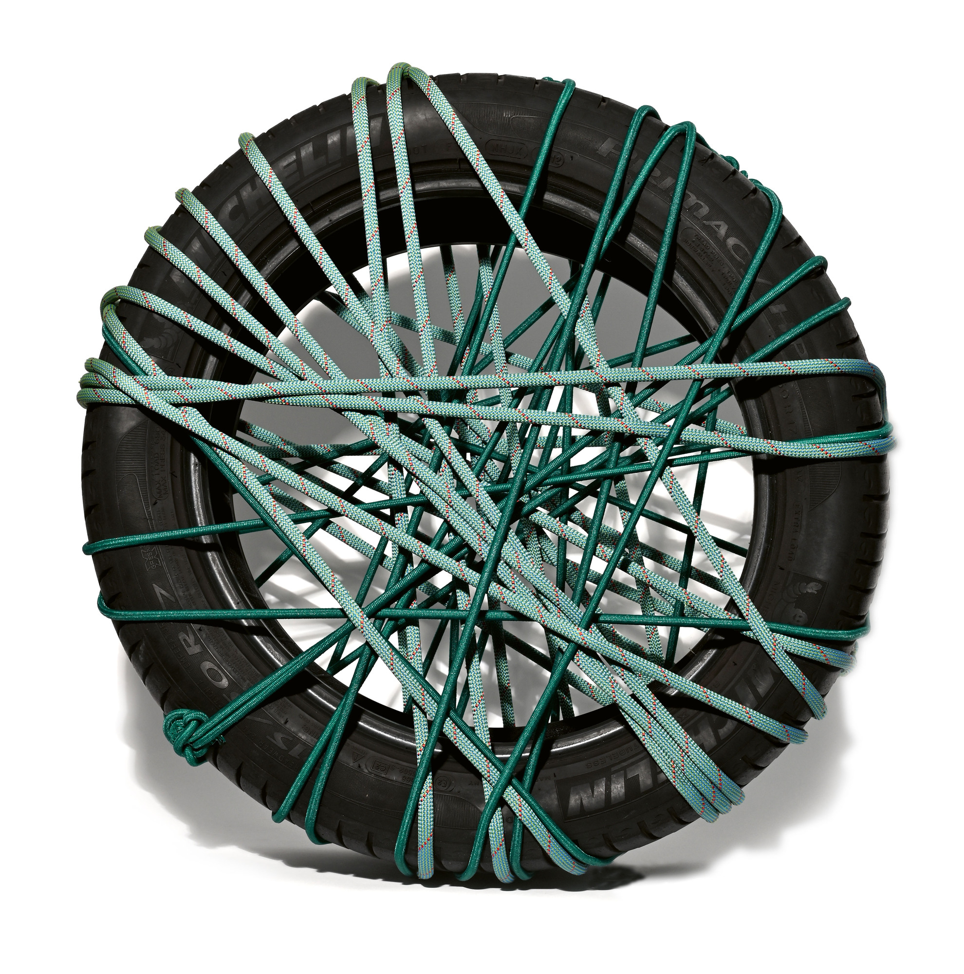 Thomas Hirschhorn, String Tyre